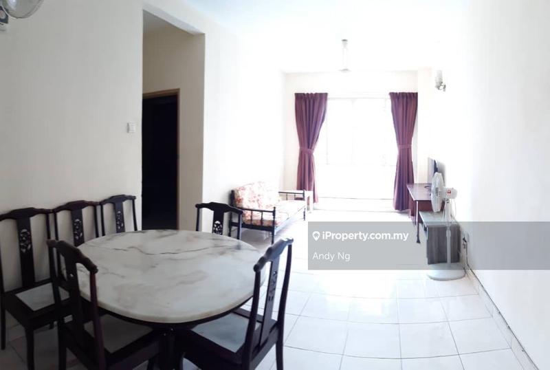 For Rent - Koi Tropika