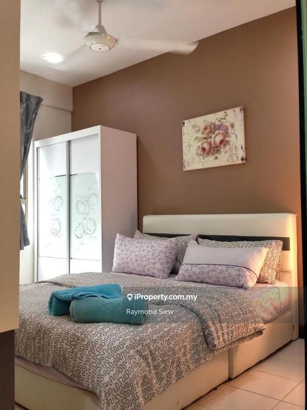 For Rent - Ritze Perdana 1