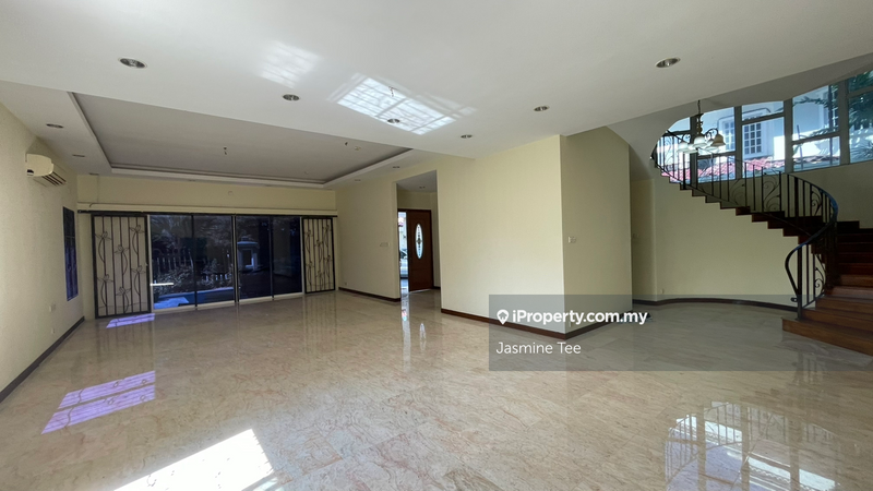 Bungalow House for Sale in Renovated with swimming pool, Ampang Utama(Ampang, Ampang by Jasmine Tee - iProperty.com.my