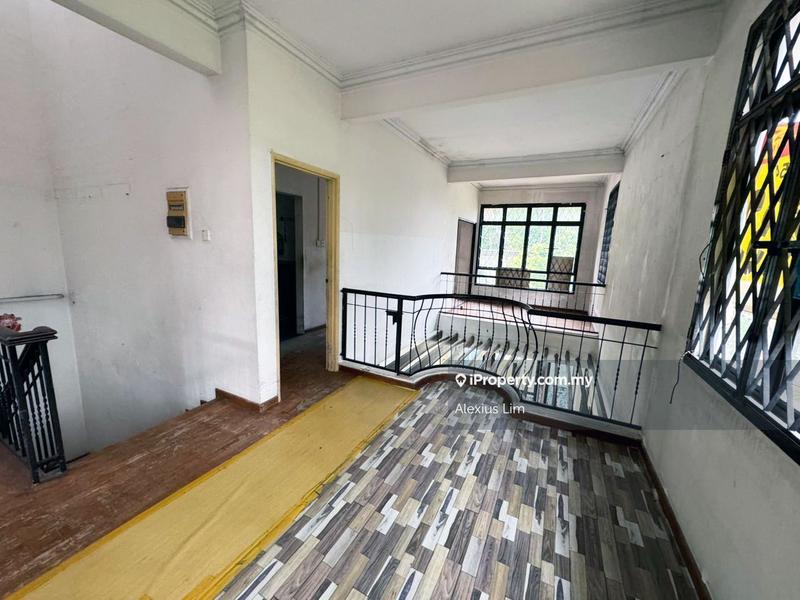 Rumah Berangkai 2 Tingkat untuk Dijual di Taman Sutera, Jalan Sutera kuning, Perling oleh Alexius Lim - iProperty.com.my