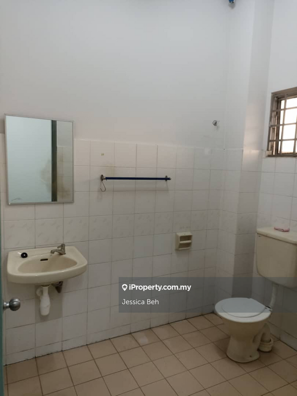 Rumah Teres 2-Tingkat untuk Dijual di Usj 13, Subang Jaya oleh Jessica Beh - iProperty.com.my