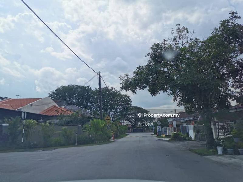 Rumah Berangkai 1 Tingkat untuk Dijual di Taman Sri Serdang, Seri Kembangan oleh NK Lew - iProperty.com.my