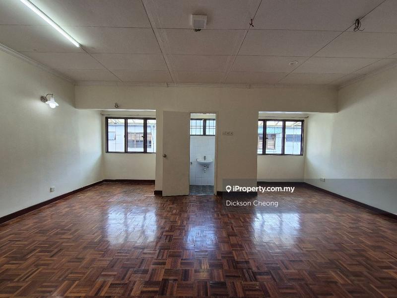 Rumah Berangkai 2.5 Tingkat untuk Dijual di Bandar Utama 10, Bandar Utama oleh Dickson Cheong - iProperty.com.my