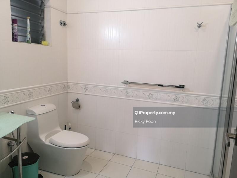Bungalow House untuk Dijual di Taman Yarl, Jalan Klang Lama (Old Klang Road) oleh Ricky Poon - iProperty.com.my