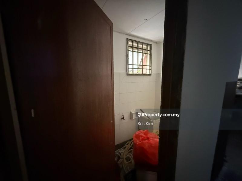 Kedai-Pejabat untuk Dijual di Bandar Baru Nilai, Nilai oleh Kris Kim - iProperty.com.my