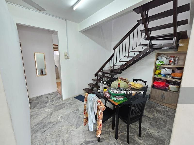 Rumah Teres 2-Tingkat untuk Dijual di Taman Lestari Perdana, Seri Kembangan oleh Leo Koh - iProperty.com.my