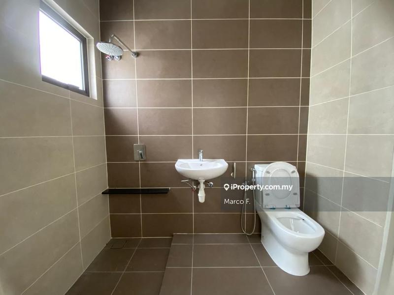 Rumah Berangkai 2 Tingkat untuk Dijual di Setia Indah 9, Setia Alam oleh Marco F. - iProperty.com.my
