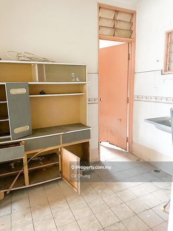 Apartment for Sale in Sri Dahlia by Ck Chung - iProperty.com.my