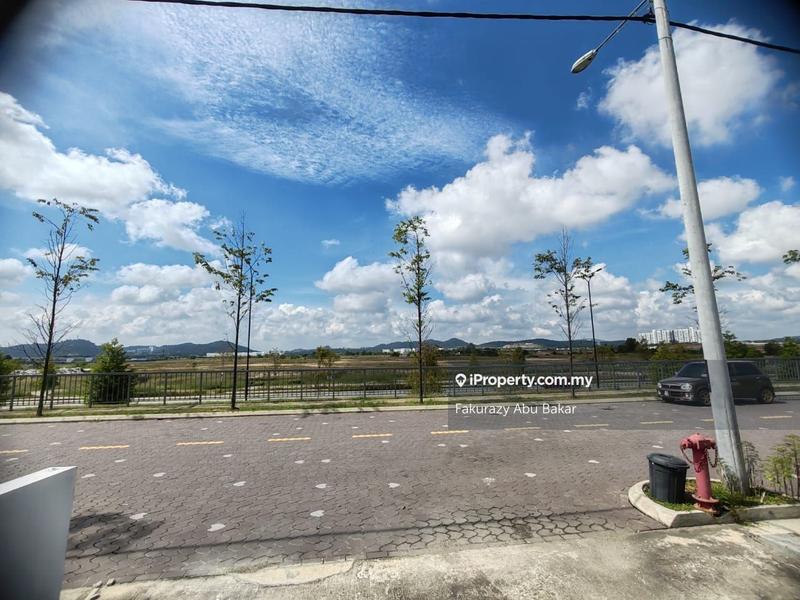 Rumah Teres 2-Tingkat untuk Dijual di Bandar Puncak Alam, Puncak Alam oleh Fakurazy Abu Bakar - iProperty.com.my