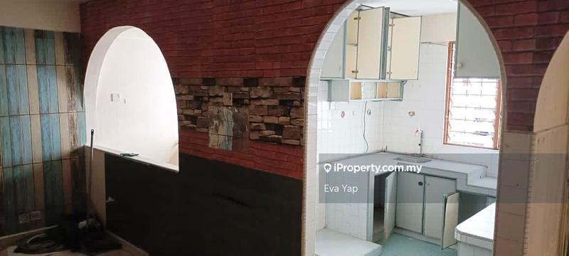 For Sale - Desa Petaling Flat
