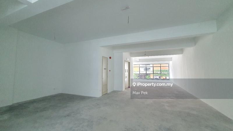 Shop / Office untuk Dijual di Cheras Balakong, Balakong oleh Max Pek - iProperty.com.my