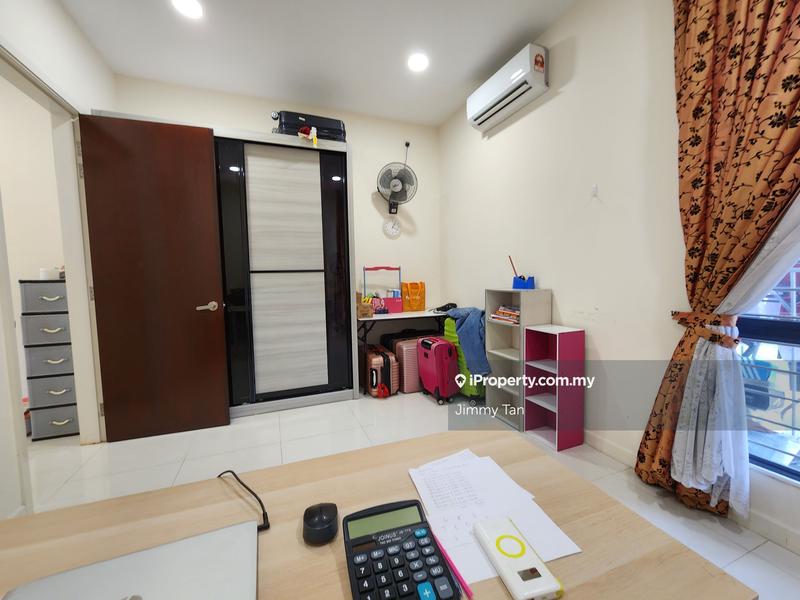 Rumah Berkembar untuk Dijual di Bandar Seri Coalfields - Hermingway 40x100, Sungai Buloh oleh Jimmy Tan - iProperty.com.my