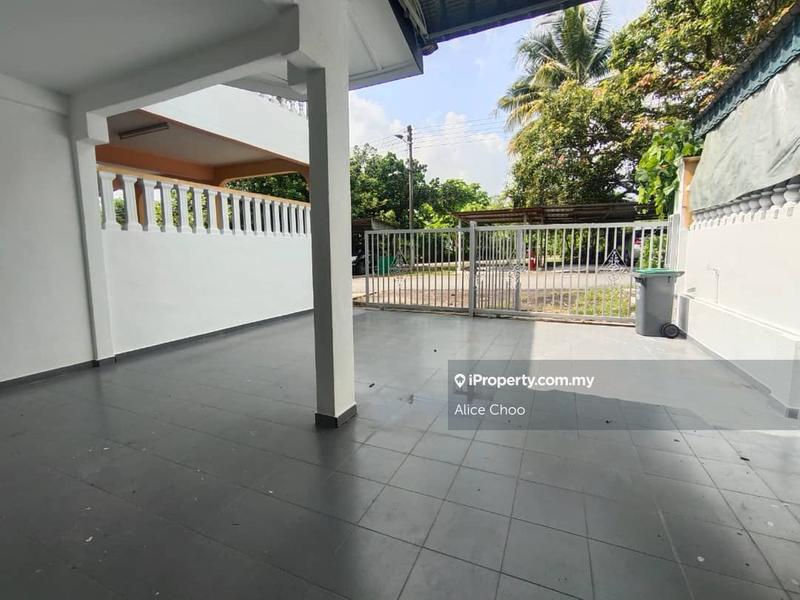 Rumah Teres 2-Tingkat untuk Dijual di Taman Kluang Barat, Kluang, Johor, Kluang oleh Alice Choo - iProperty.com.my