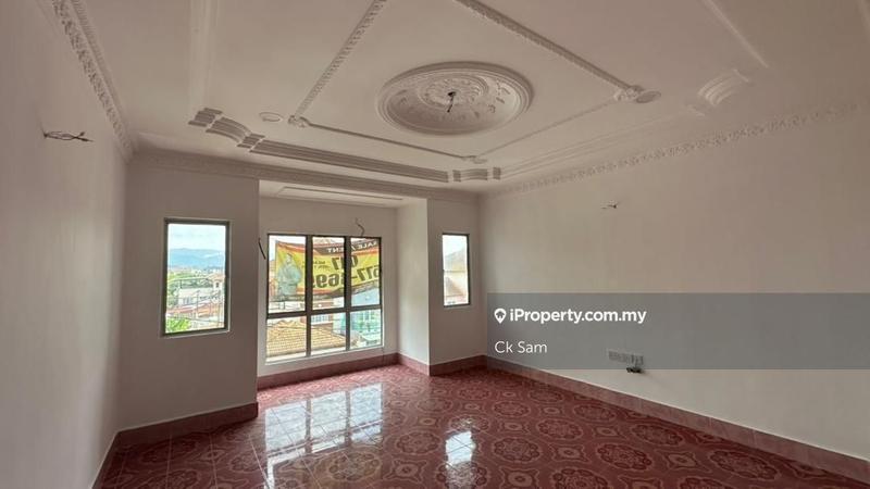 Semi-Detached House for Sale in Taman Waterfall, Rawang by Ck Sam - iProperty.com.my