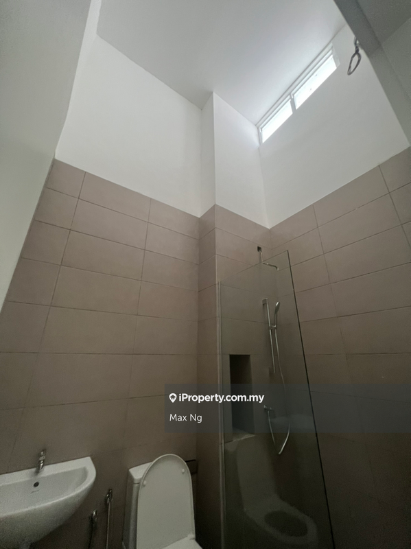 For Sale - d'Brightton