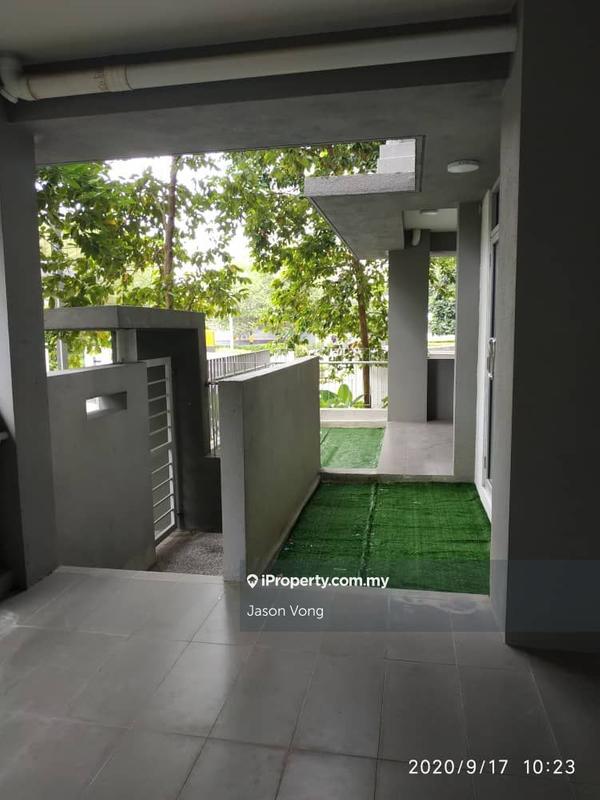 For Sale - Midfields 2