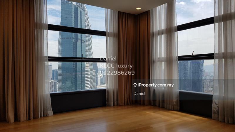 For Sale - Condominium @ The Troika