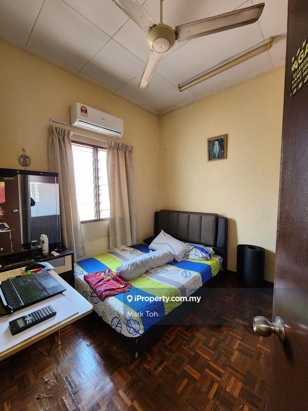 Rumah Berangkai 2 Tingkat untuk Dijual di Bandar Putra Permai, Seri Kembangan oleh Mark Toh - iProperty.com.my