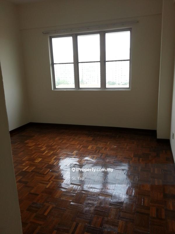 Condominium for Sale in Danau Idaman by SL Yap - iProperty.com.my