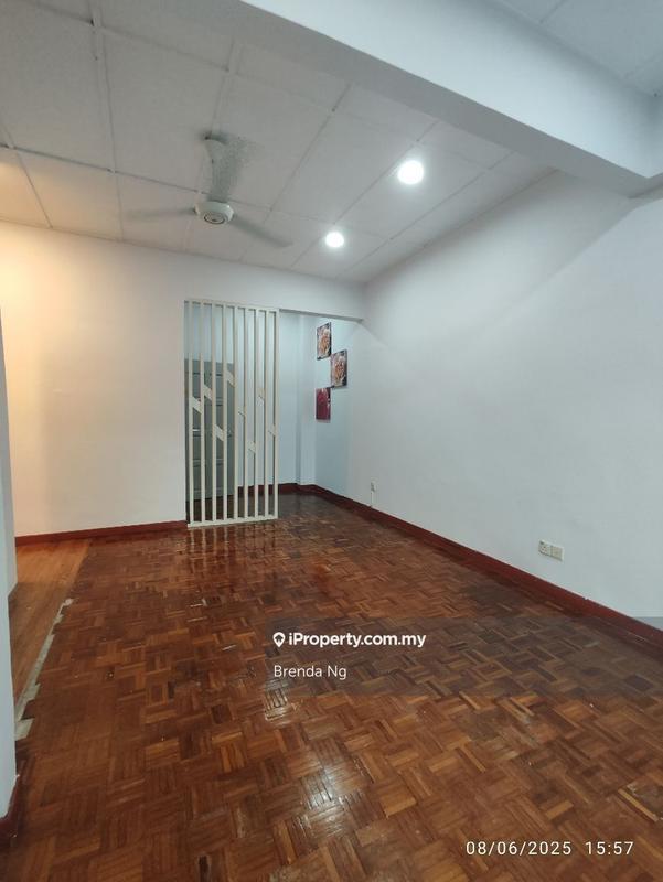 Rumah Berangkai 2.5 Tingkat untuk Disewa di SS18, Subang Jaya oleh Brenda Ng - iProperty.com.my