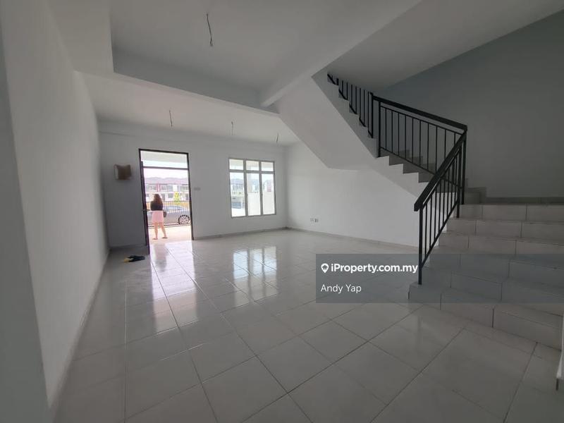 Rumah Teres 3-Tingkat untuk Dijual di Taman Kundang Jaya, Rawang oleh Andy Yap - iProperty.com.my