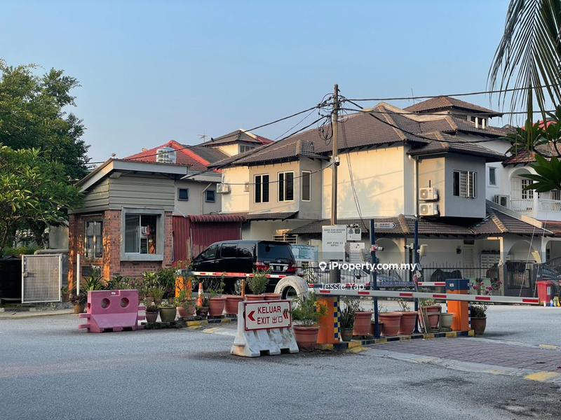 Rumah Teres 2-Tingkat untuk Dijual di Serdang, Seri Kembangan oleh Jessie Yap - iProperty.com.my