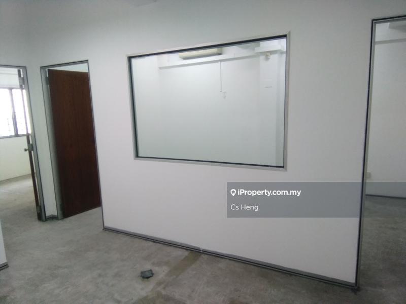 Office for Sale in Taman Sri Batu Caves, Batu Caves by Cs Heng - iProperty.com.my