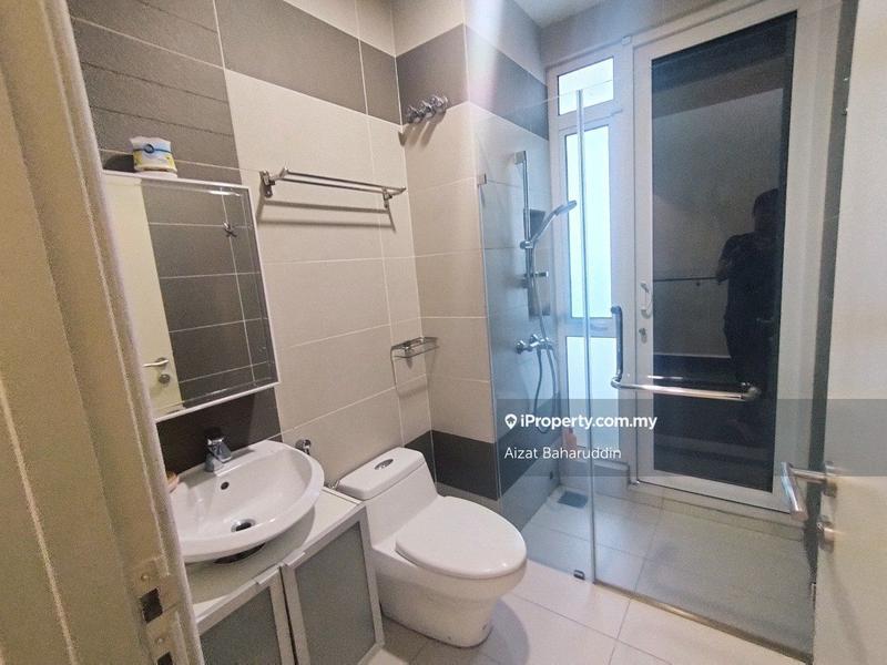 Rumah Berkembar untuk Dijual di Bukit Kerinchi, Pantai oleh Aizat Baharuddin - iProperty.com.my