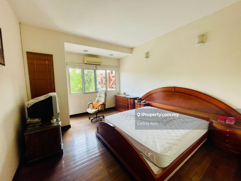 Rumah Berangkai 3 Tingkat untuk Dijual di Valencia, Sungai Buloh oleh Celina Koh - iProperty.com.my