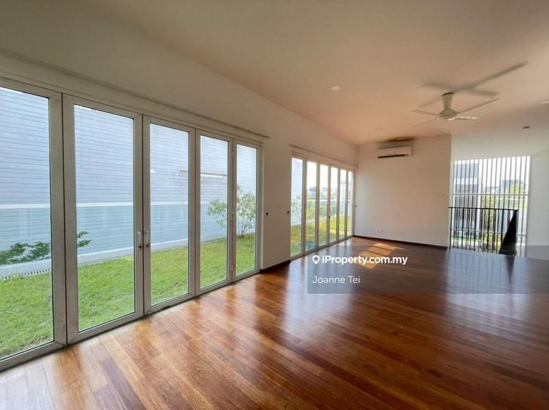 Bungalow House for Sale in Lakefront Villa, Cyberjaya by Joanne Tei - iProperty.com.my