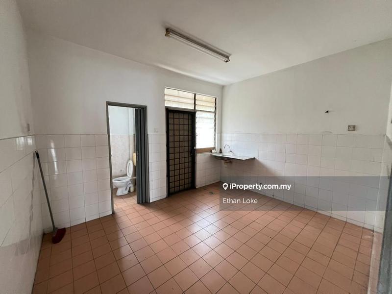 2.5-storey Terraced House for Sale in Saujana Damansara, Damansara Damai by Ethan Loke - iProperty.com.my