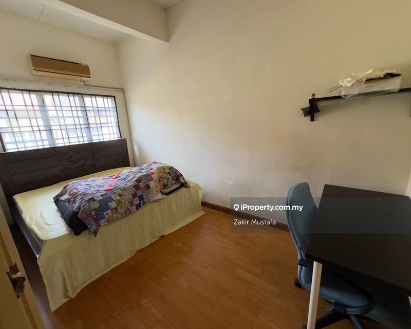 Rumah Berangkai 2 Tingkat untuk Dijual di Bukit Jelutong, Shah Alam oleh Zakir Mustafa - iProperty.com.my