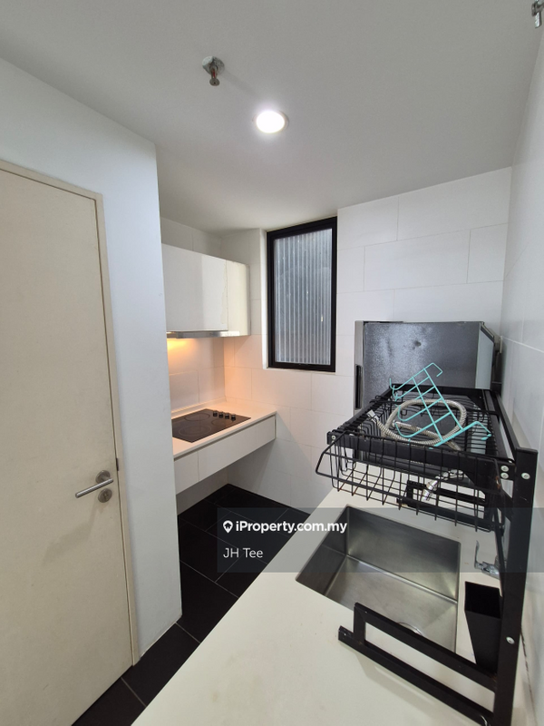 Residensi Servis untuk Dijual di SqWhere Service Apartments oleh JH Tee - iProperty.com.my