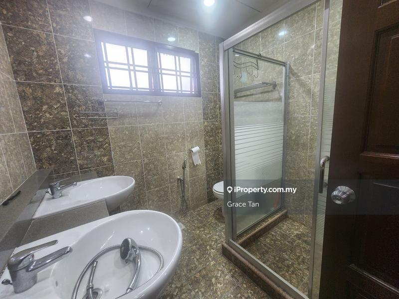 Rumah Berangkai 2.5 Tingkat untuk Dijual di Bandar Utama 6, Bandar Utama oleh Grace Tan - iProperty.com.my