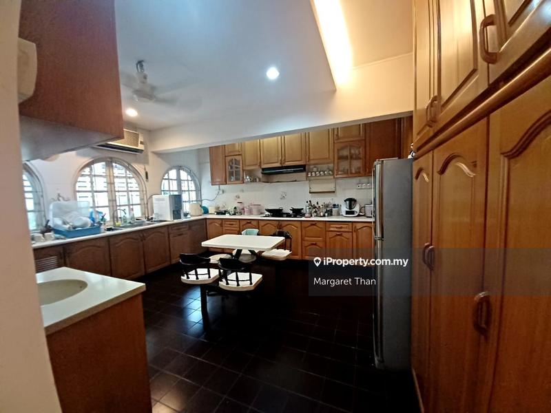 Bungalow House for Sale in SS2, Petaling Jaya by Margaret Than - iProperty.com.my