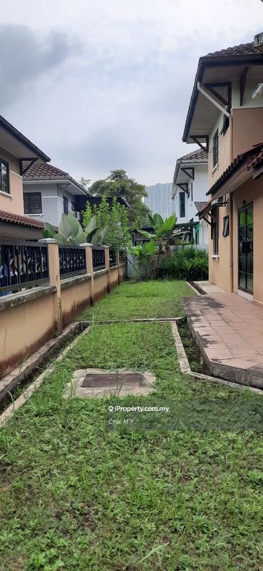 Rumah Berkembar untuk Dijual di Bandar Kinrara Seksyen 6, Bandar Kinrara oleh Chai M Y - iProperty.com.my