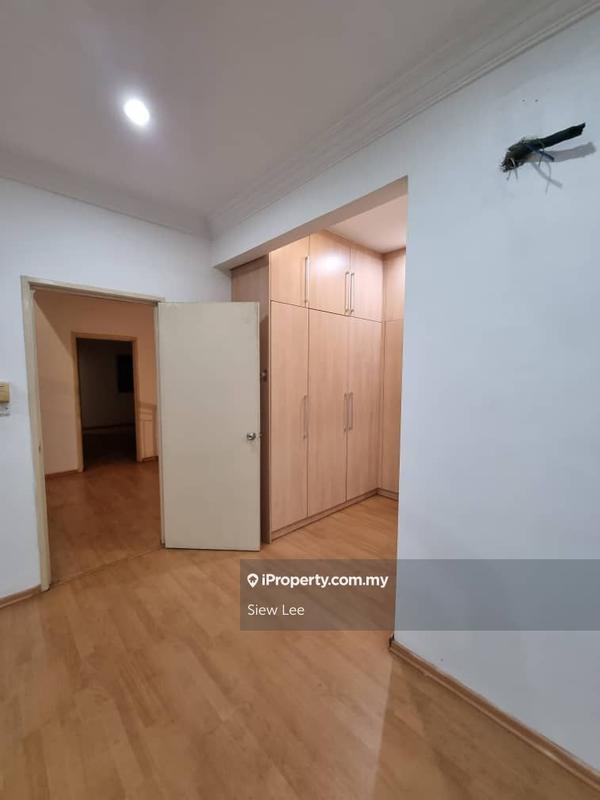 Rumah Teres 2-Tingkat untuk Dijual di Seri Utama Damansara, Kota Damansara oleh Siew Lee - iProperty.com.my