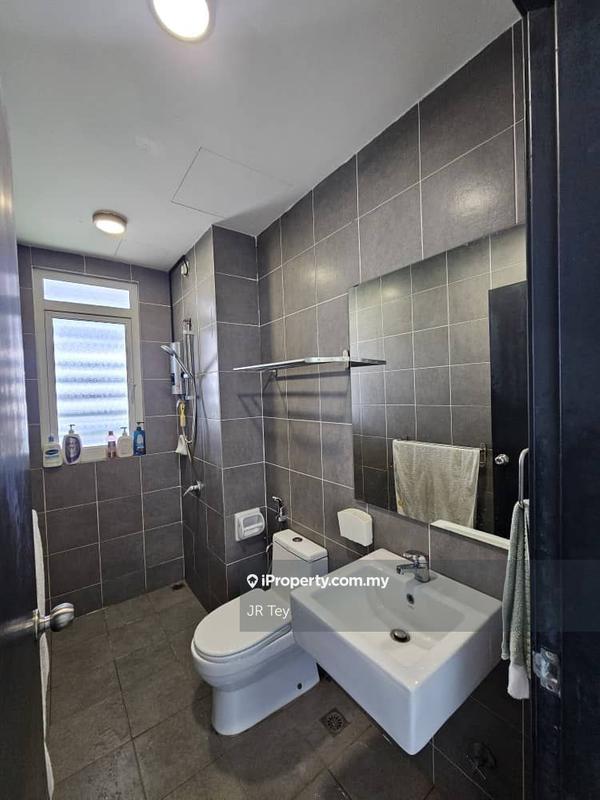 Residensi Servis untuk Dijual di V-Residensi 2 oleh JR Tey - iProperty.com.my