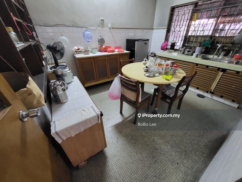 Semi-Detached House for Sale in Taman Overseas Union (Taman Oug), Jalan Klang Lama (Old Klang Road) by BoBo Lee - iProperty.com.my