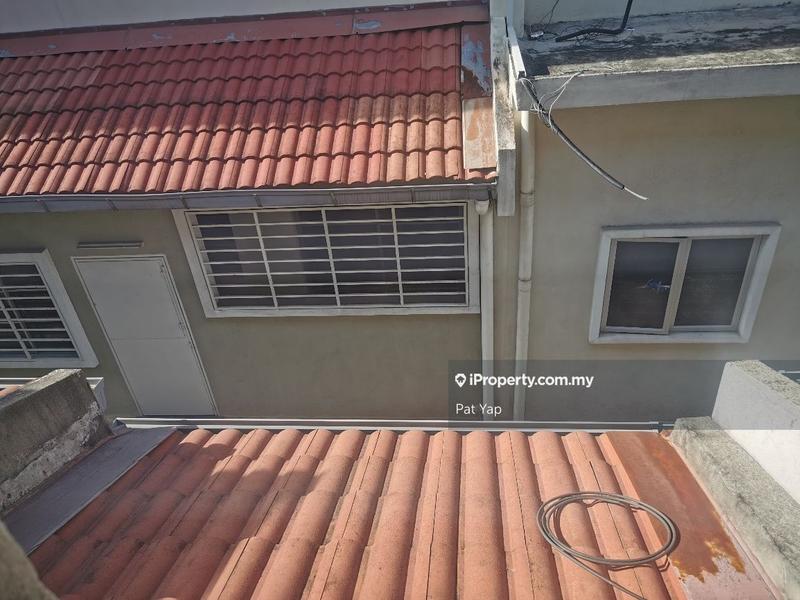 Rumah Berangkai 2.5 Tingkat untuk Dijual di Kota Kemuning, Shah Alam oleh Pat Yap - iProperty.com.my