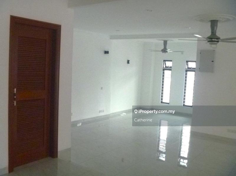 2-storey Terraced House for Sale in Bukit Jelutong, Shah Alam by Catherine - iProperty.com.my