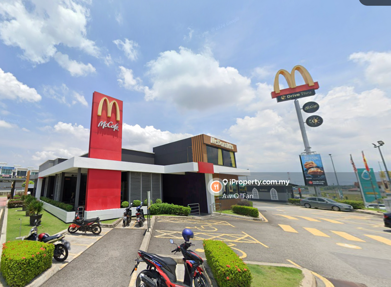 For Rent - CORNER , Bandar Seri Putra, Kajang , Facing Main Road