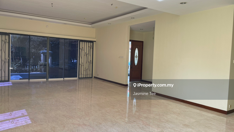 Bungalow House for Sale in Renovated with swimming pool, Ampang Utama(Ampang, Ampang by Jasmine Tee - iProperty.com.my
