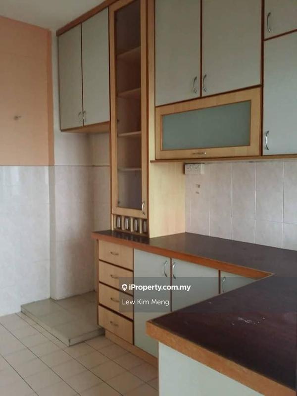 Pangsapuri untuk Dijual di Suria Kipark Damansara oleh Lew Kim Meng - iProperty.com.my