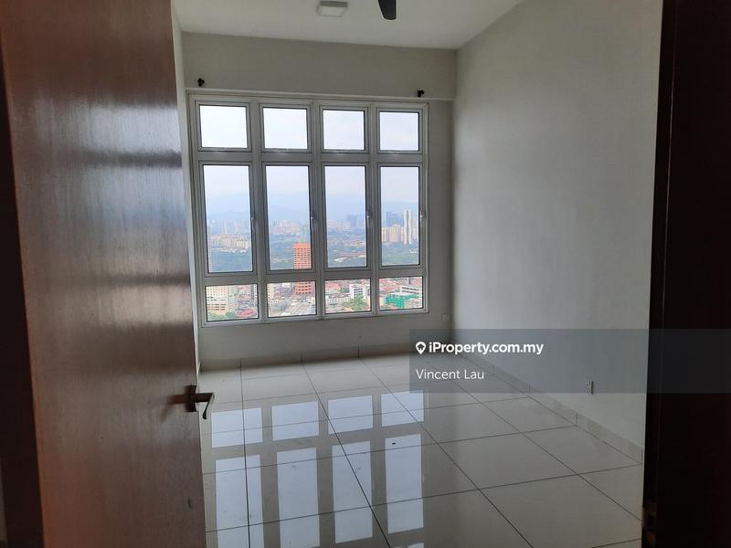 Kondominium untuk Dijual di Sri Putramas III / Royal Regent oleh Vincent Lau - iProperty.com.my