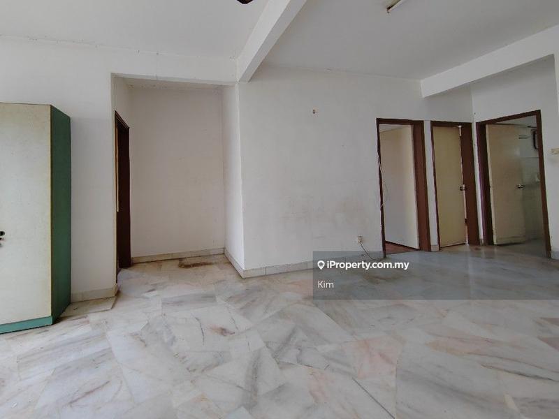 Apartment for Sale in Subang Perdana Goodyear Court 3 by Kim - iProperty.com.my
