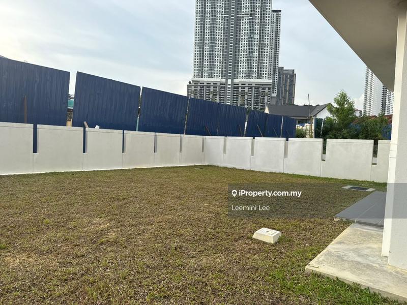 Rumah Berkembar untuk Dijual di Bandar Kinrara Seksyen 8, Bandar Kinrara oleh Leemini Lee - iProperty.com.my