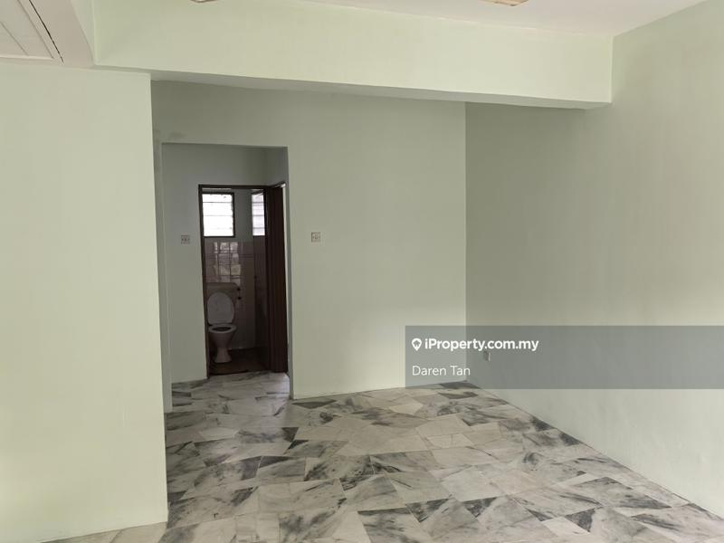 Rumah Teres 2-Tingkat untuk Dijual di Usj 1, Subang Jaya oleh Daren Tan - iProperty.com.my