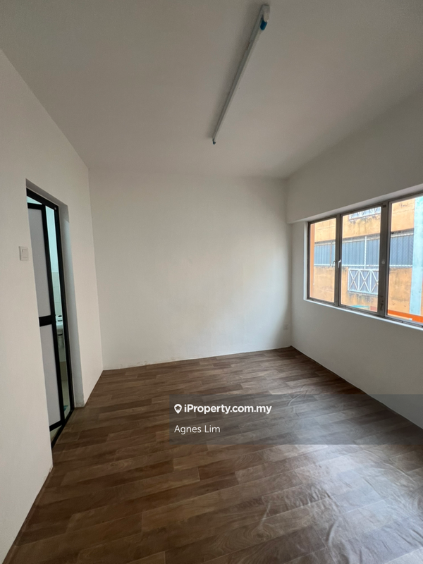 For Sale - Taman Subang Mas