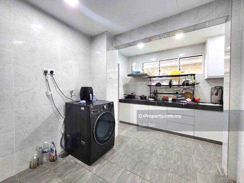 3-storey Terraced House for Sale in Lake Fields, Sungai Besi by Suki Tan - iProperty.com.my